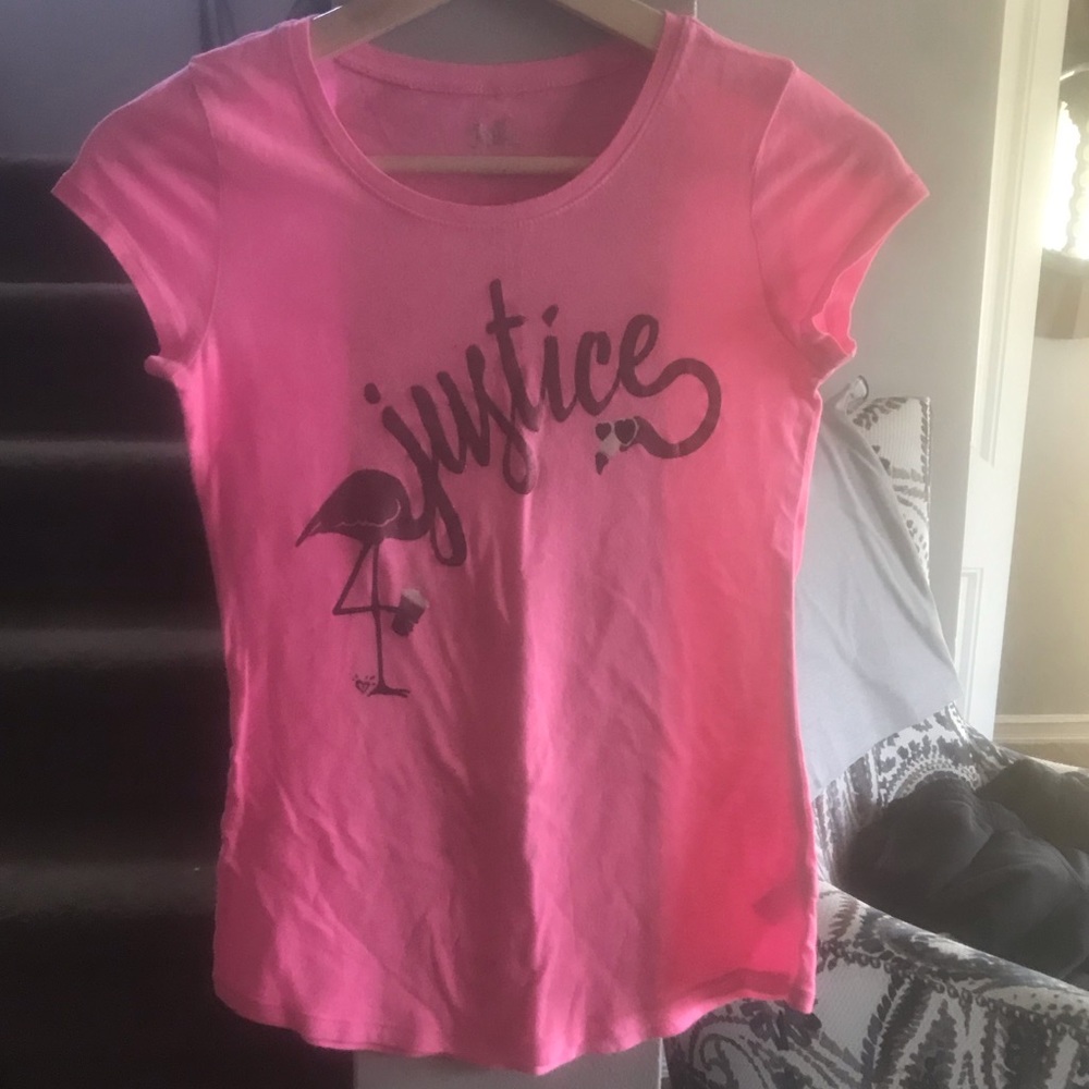Pink tee-shirt